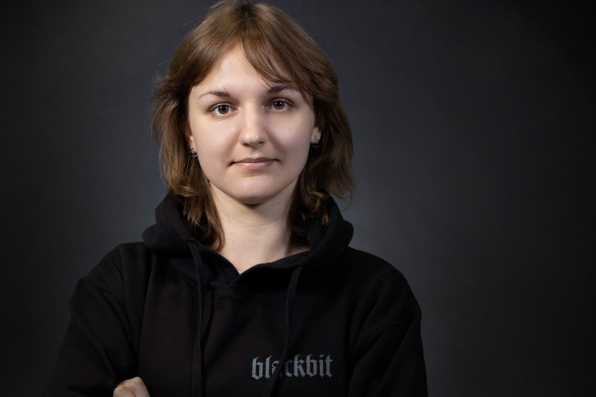 Frontend-Entwicklerin Valeriia arbeitet am Standort Kiew für unsere E-Commerce-Kunden